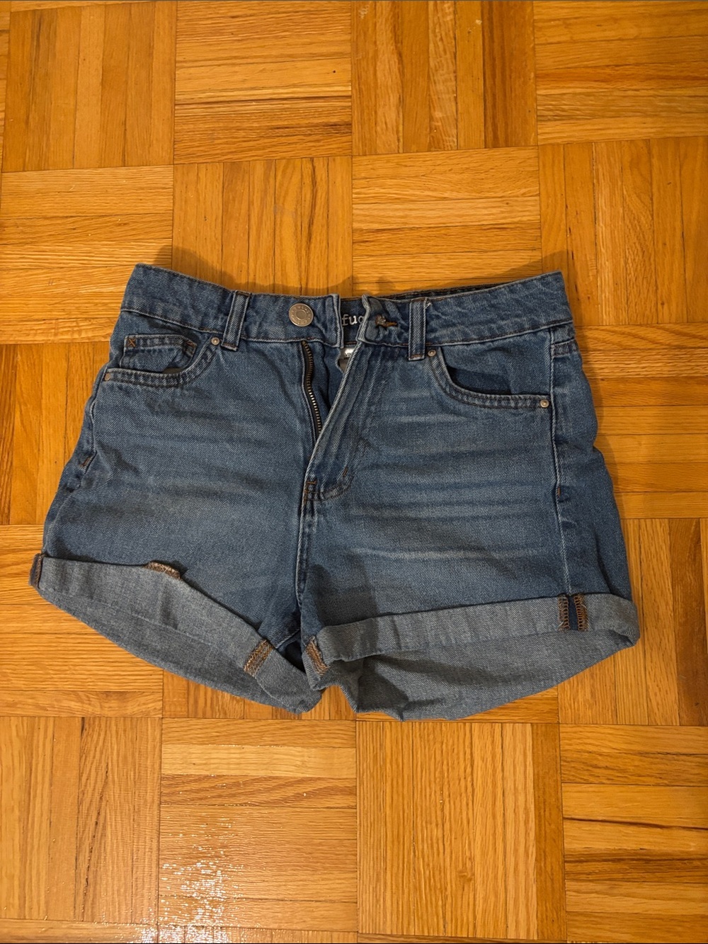 refuge Dark Wash Rolled Cuff Vintage High Rise Mom Jean Denim Shorts